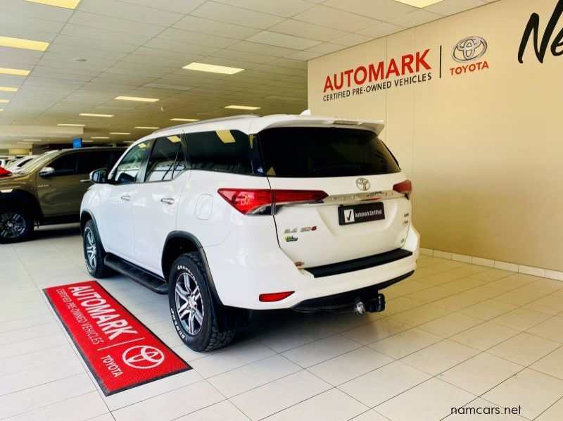 2019 Toyota Fortuner 2.4 GD-6 4x4 AT pictures