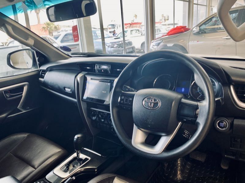 2019 Toyota Fortuner 2.4 GD-6 4x4 AT pictures