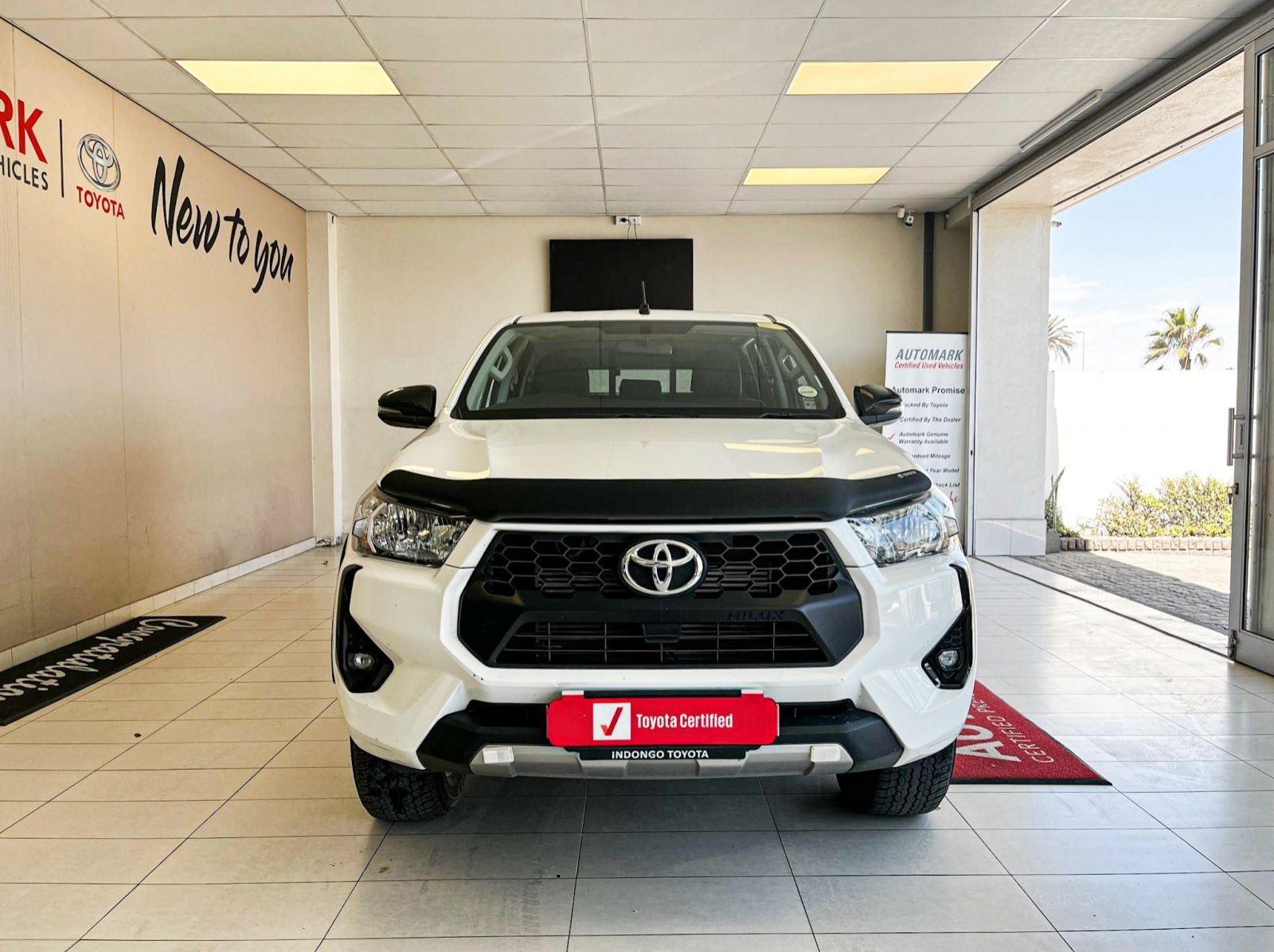 2025 Toyota Hilux Raider 2.4 GD6 RB 2x4 AT pictures