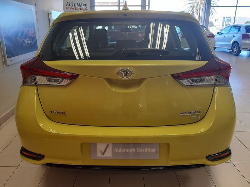 2016 Toyota AURIS XI pictures