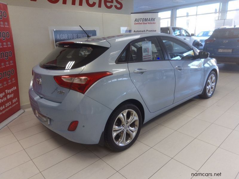 2013 Hyundai HYUNDAI i30 1.8 GLS/EXECUTIVE pictures