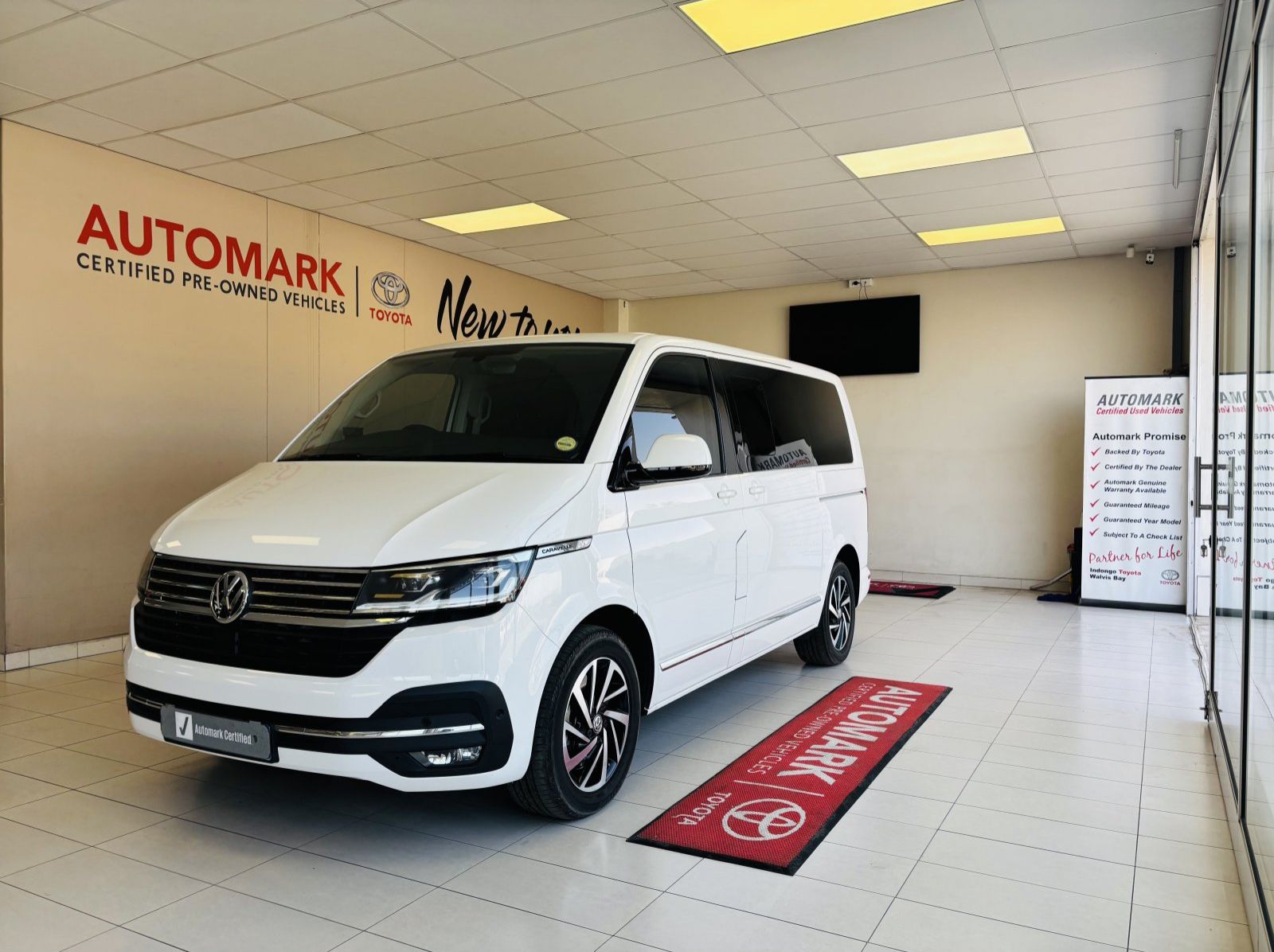 Used Volkswagen Caravelle 2.0  Bitdi Highline DSG 4Motion (146kw) for sale in Windhoek, Walvis Bay, Okahandja, Gobabis, Mariental, Otjiwarongo, Ongwediva, Namibia