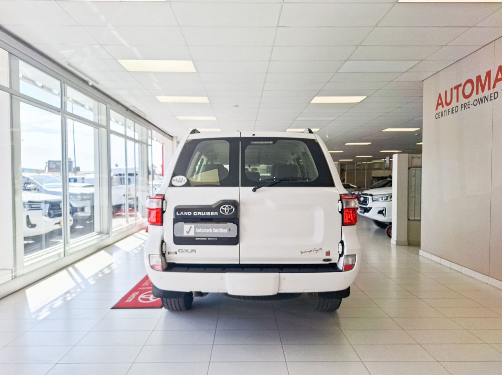 2020 Toyota LC200 4.5D GX-R AT pictures