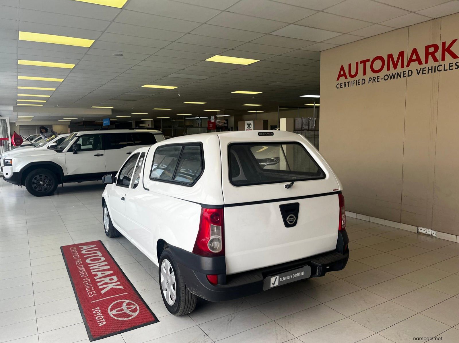 2023 Nissan NP 200 1.6 AC SAFETY PACK MT pictures