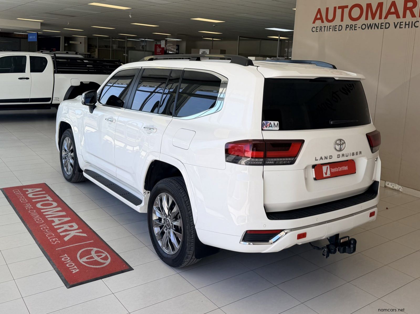 2023 Toyota Landcruiser 300 V6 3.3D Zx pictures