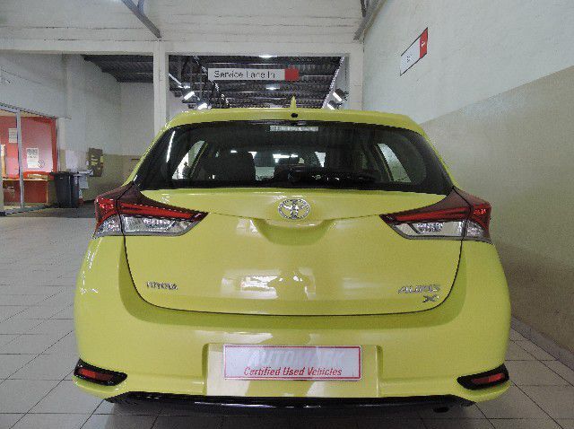 2016 Toyota Auris 1.6 Xi pictures