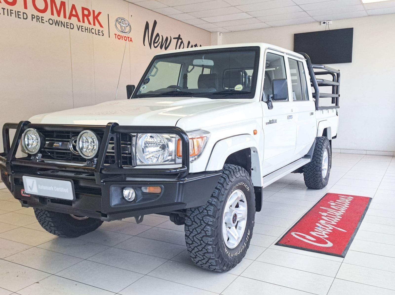 Used Toyota Land Cruiser 79 DC 4.0 Petrol 4x4 MT for sale in Windhoek, Walvis Bay, Okahandja, Gobabis, Mariental, Otjiwarongo, Ongwediva, Namibia