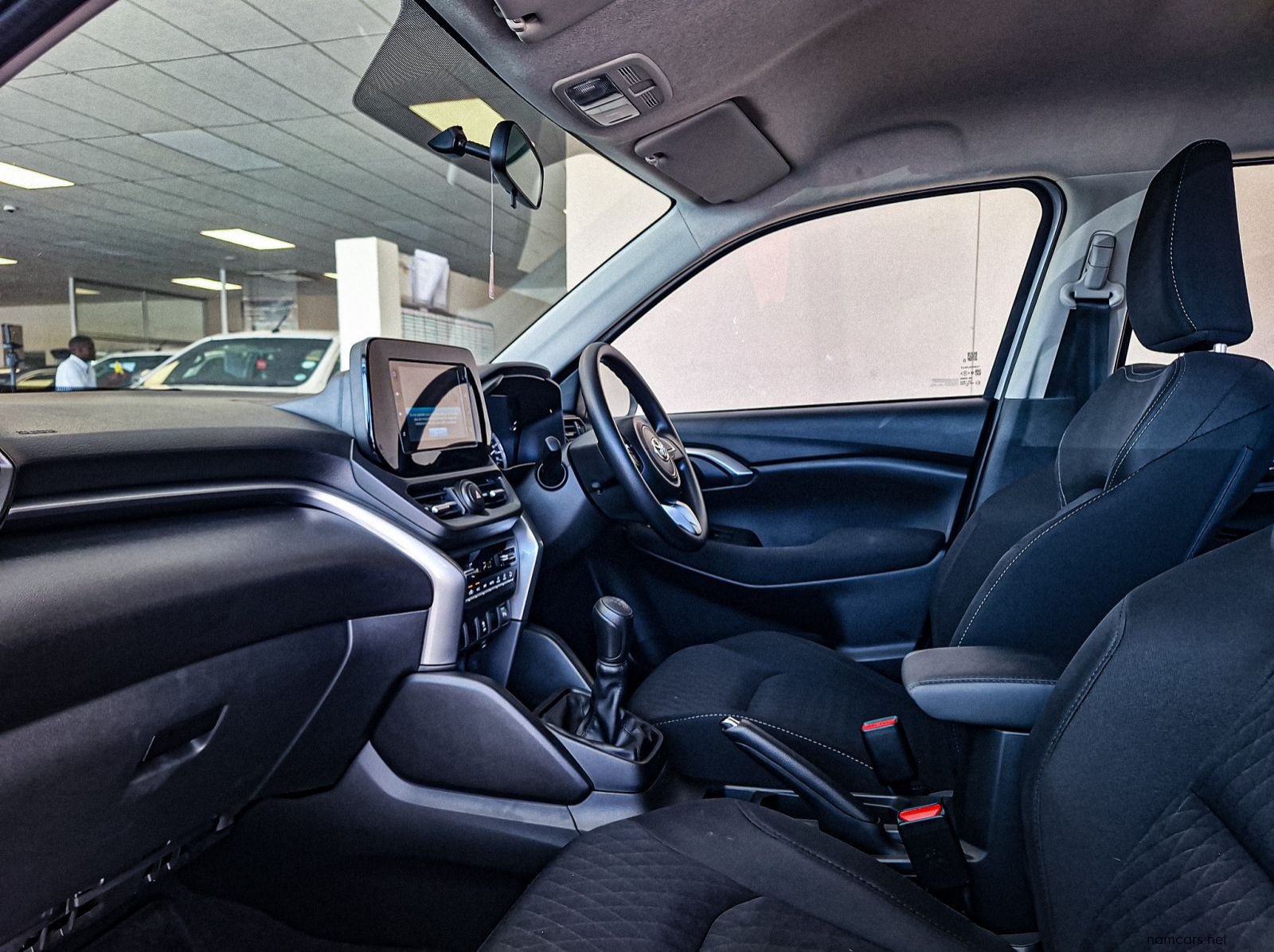 2025 Toyota Urban Cruiser 1.5 XS MT pictures