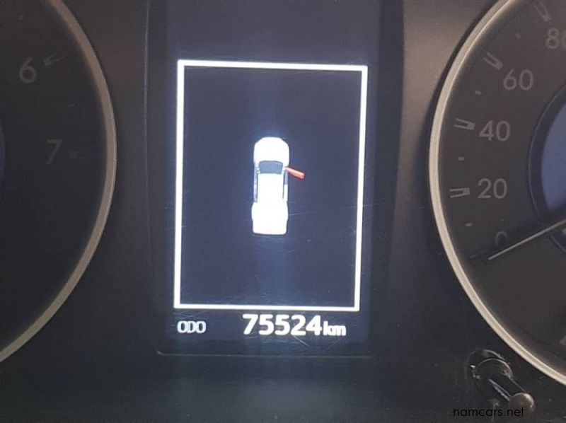 2017 Toyota HILUX 4.0 V6 D/C A/T pictures