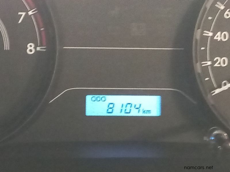 2021 Toyota HI LUX 2.0VVTI pictures