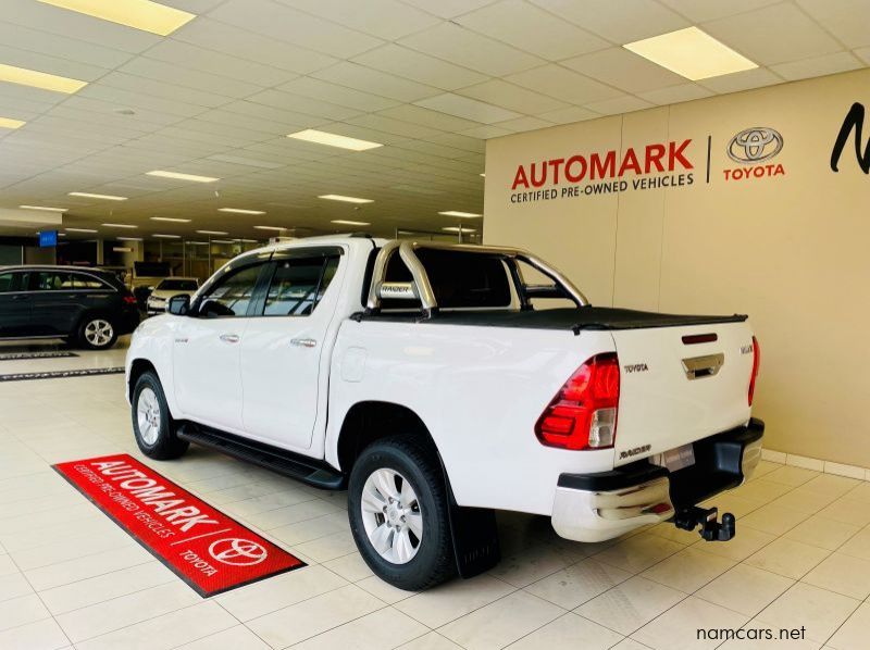 2016 Toyota Hilux DC 2.8 RB 2x4 AT pictures