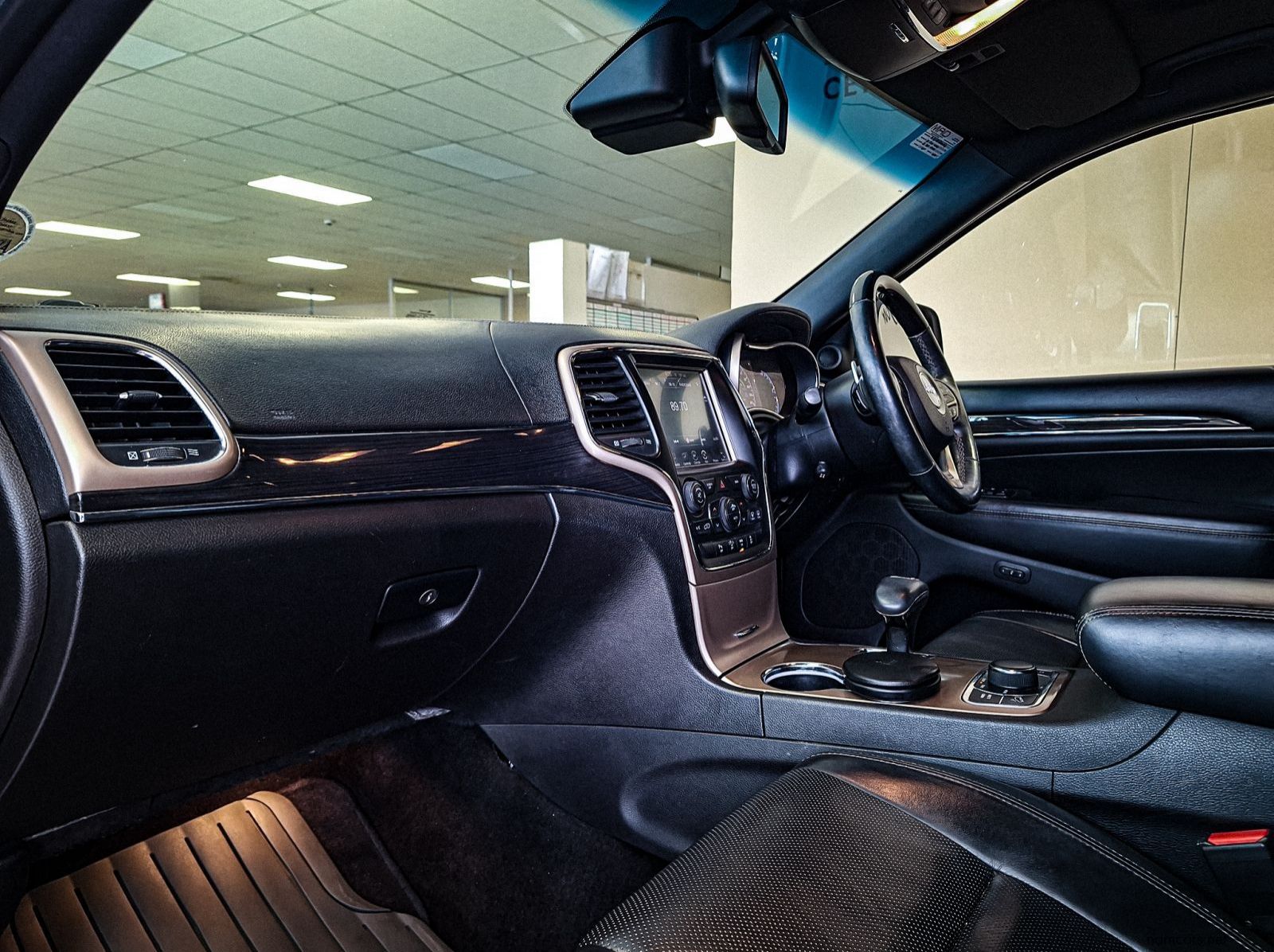 2015 Jeep Grand Cherokee 3.6 Overland 4x4 AT pictures