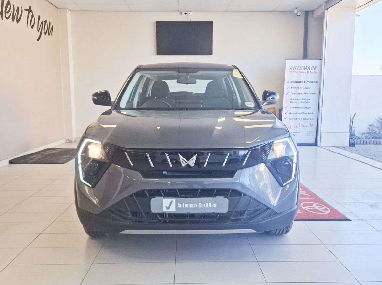 2026 Mahindra XUV 3X0 1.2 MX3 AT pictures