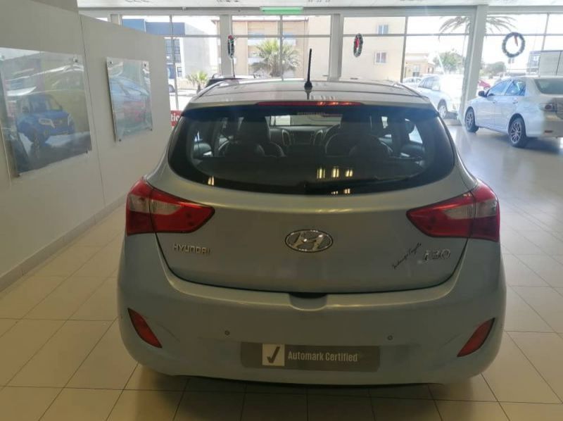 2013 Hyundai HYUNDAI I30 1.8 GLS / EXECUTIVE pictures