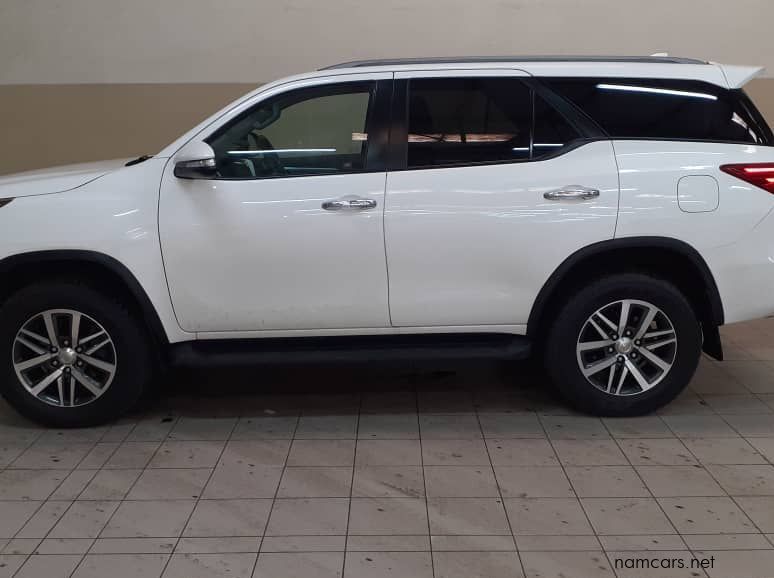 2016 Toyota FORTUNER 2.8 4X4 A/T pictures