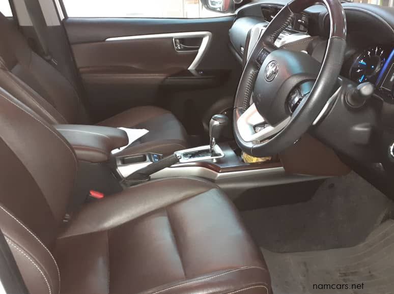 2016 Toyota FORTUNER 2.8 4X4 A/T pictures