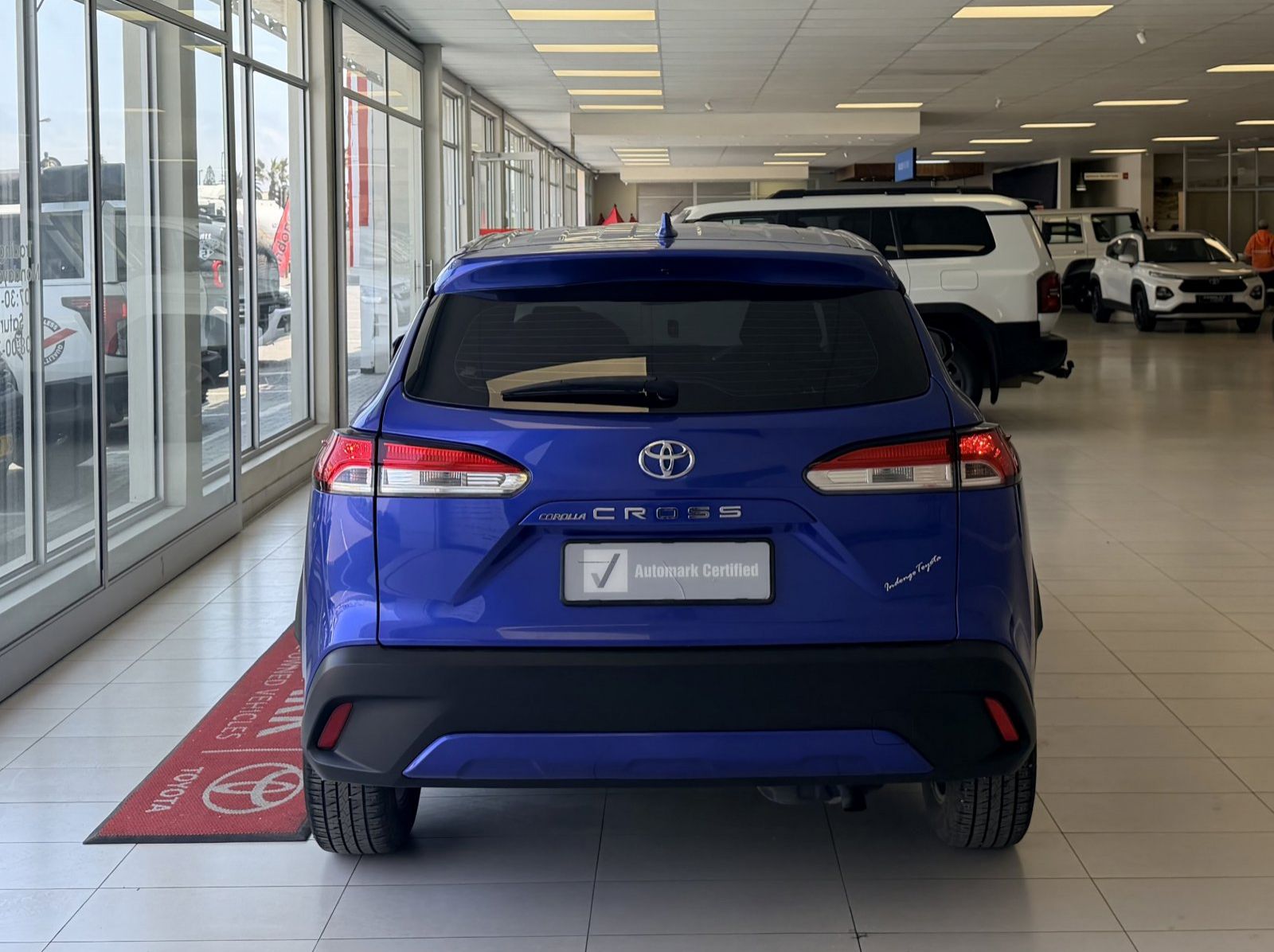 2021 Toyota COROLLA CROSS 1.8 Xi CVT pictures