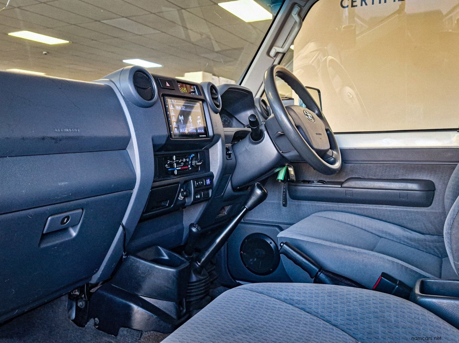 2018 Toyota Land Cruiser 79 4.5D S/CAB 4X4 MT pictures
