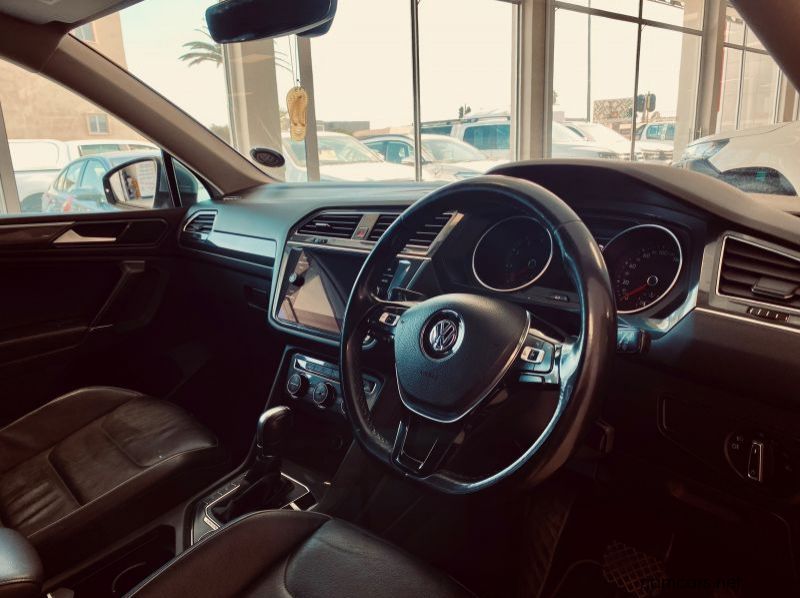 2018 Volkswagen Tiguan 2.0 Tsi 4Motion AT pictures