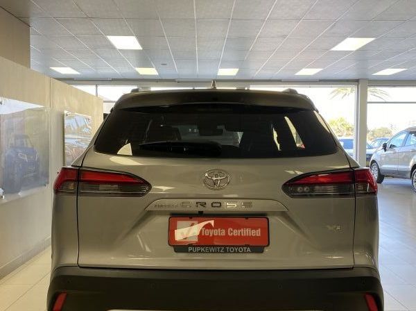 2022 Toyota Corolla Cross 1.8 XR pictures