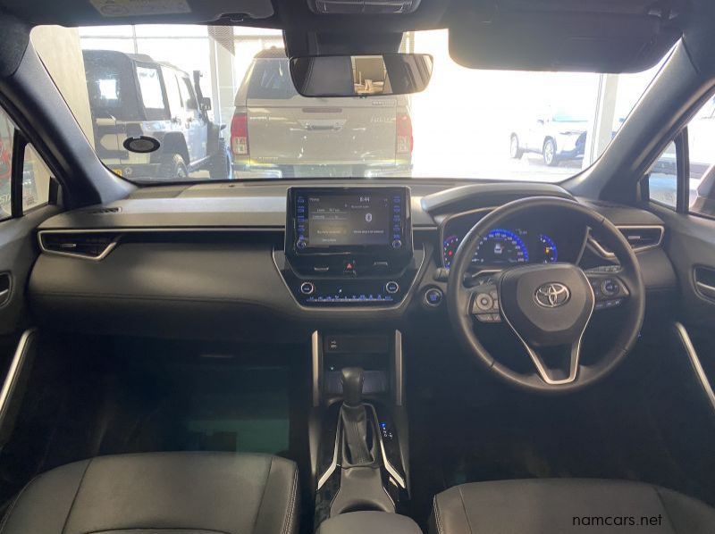 2022 Toyota Corolla Cross 1.8 XR pictures