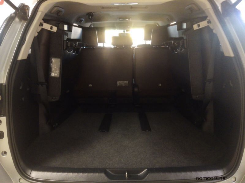 2016 Toyota FORTUNER 2.8  GD-6 4X4 A/T pictures