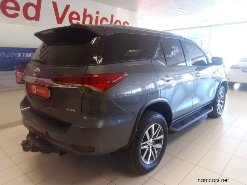 2016 Toyota FORTUNER 2.8 GD6 4X4 AT pictures
