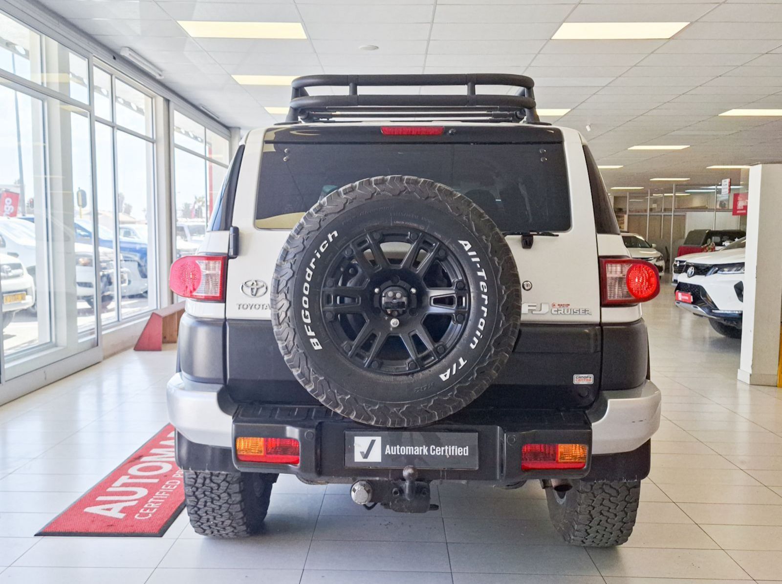 2021 Toyota FJ Cruiser 4.0 V6 Petrol AT 4x4 pictures