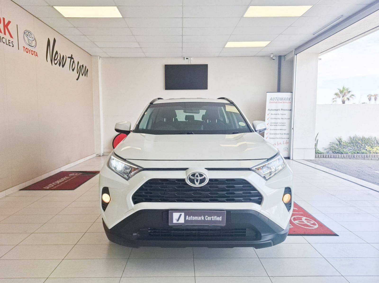 2021 Toyota Rav4 2.0 GX CVT pictures