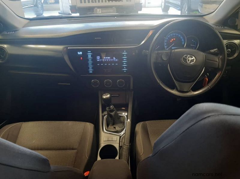 2016 Toyota Auris Xi 1.6 L(49B) pictures