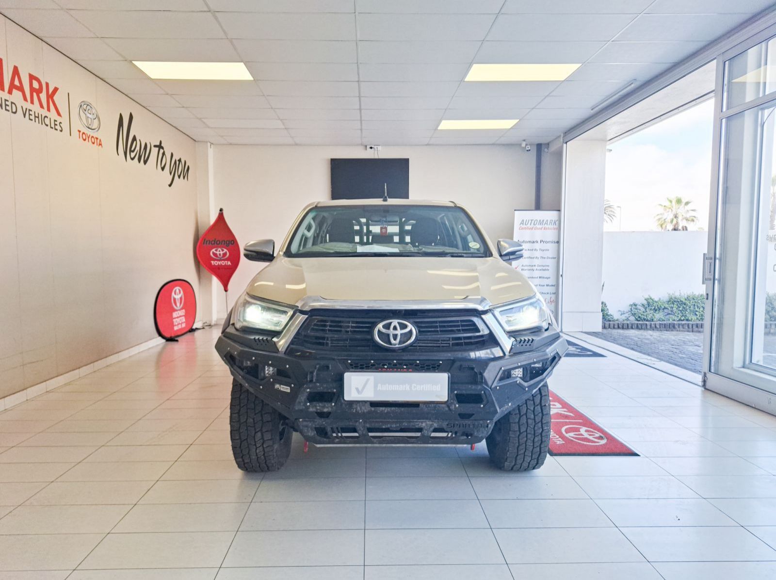 2021 Toyota Hilux Raider 2.8 4x4 AT pictures