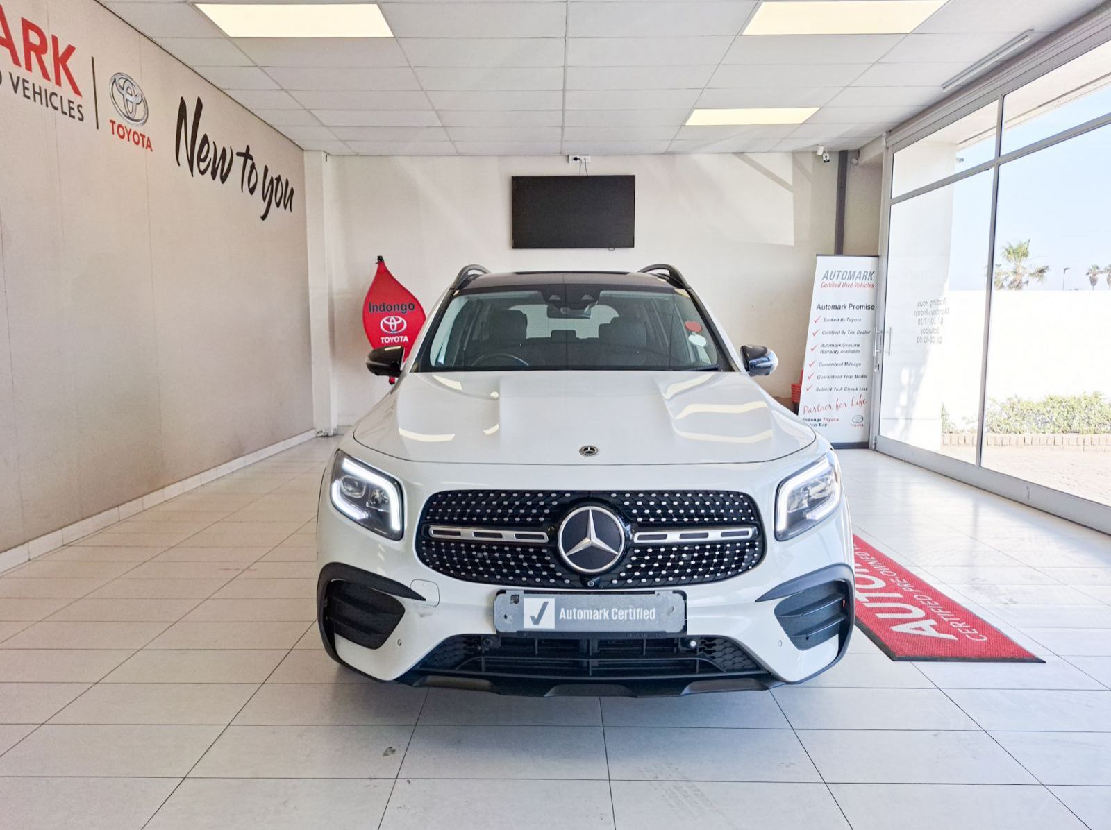 2021 Mercedes-Benz GLB Class 220D 4MATIC pictures