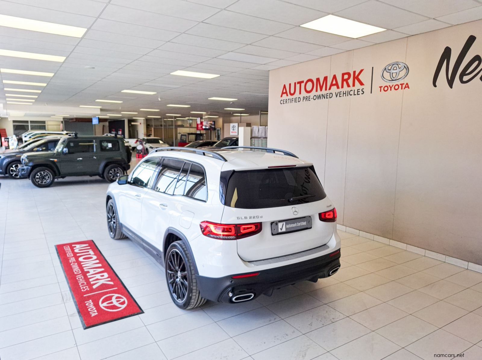 2021 Mercedes-Benz GLB Class 220D 4MATIC pictures