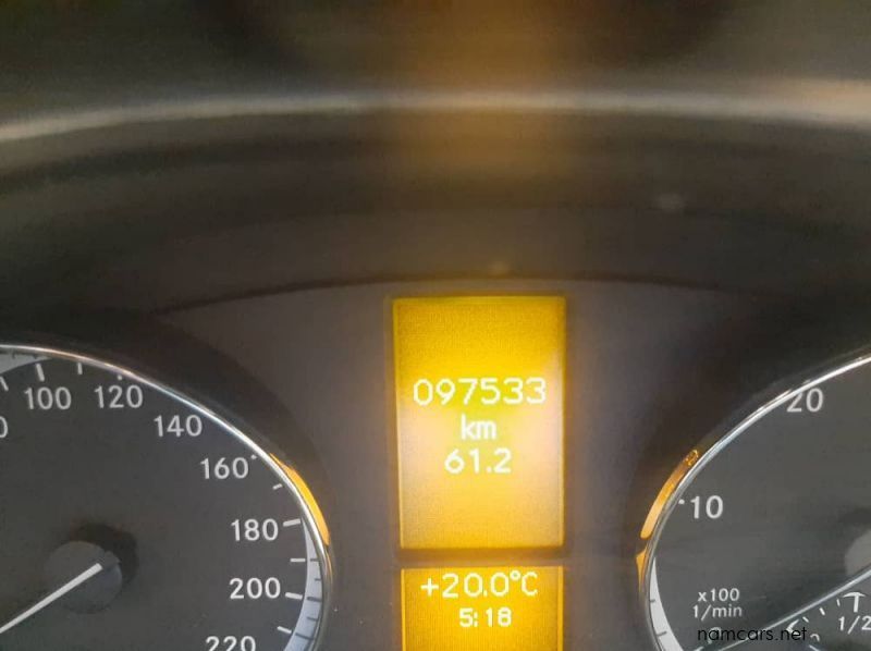 2011 Mercedes-Benz MERCEDEZ BENZ VIANO 3.0 CDi pictures