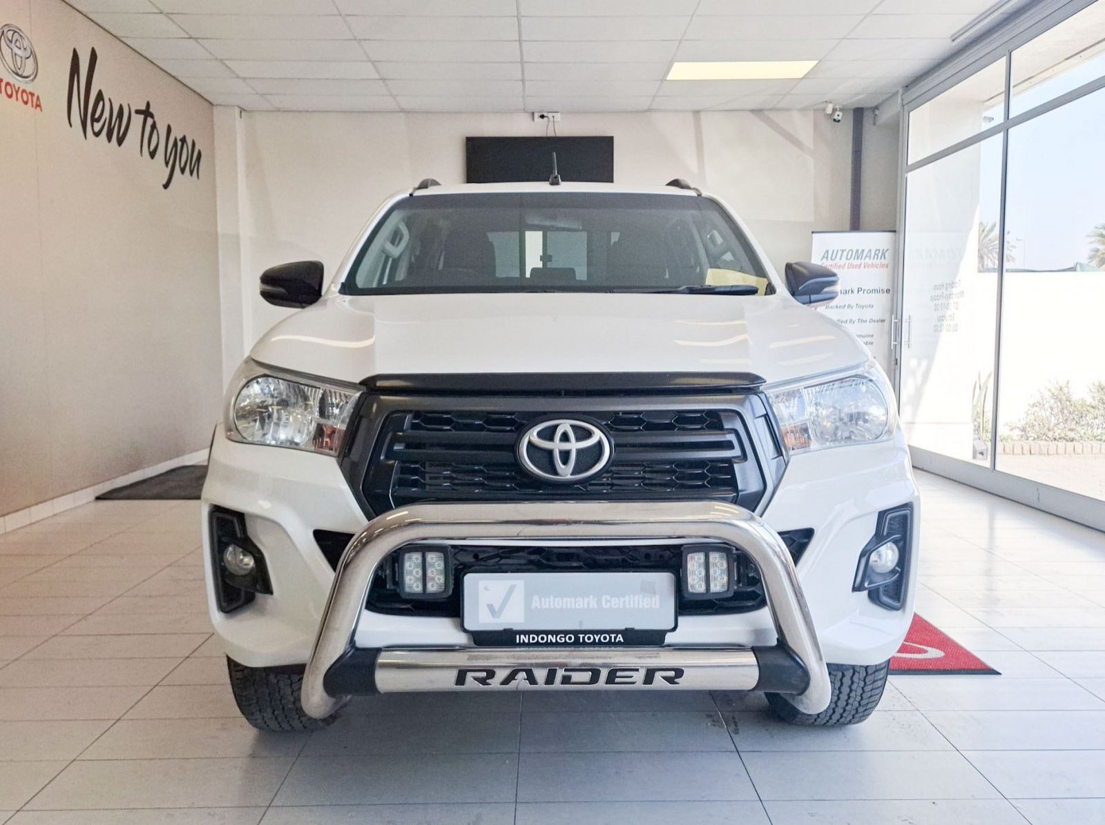 2019 Toyota Hilux 2.4 GD6 SRX RB MT 2x4 pictures