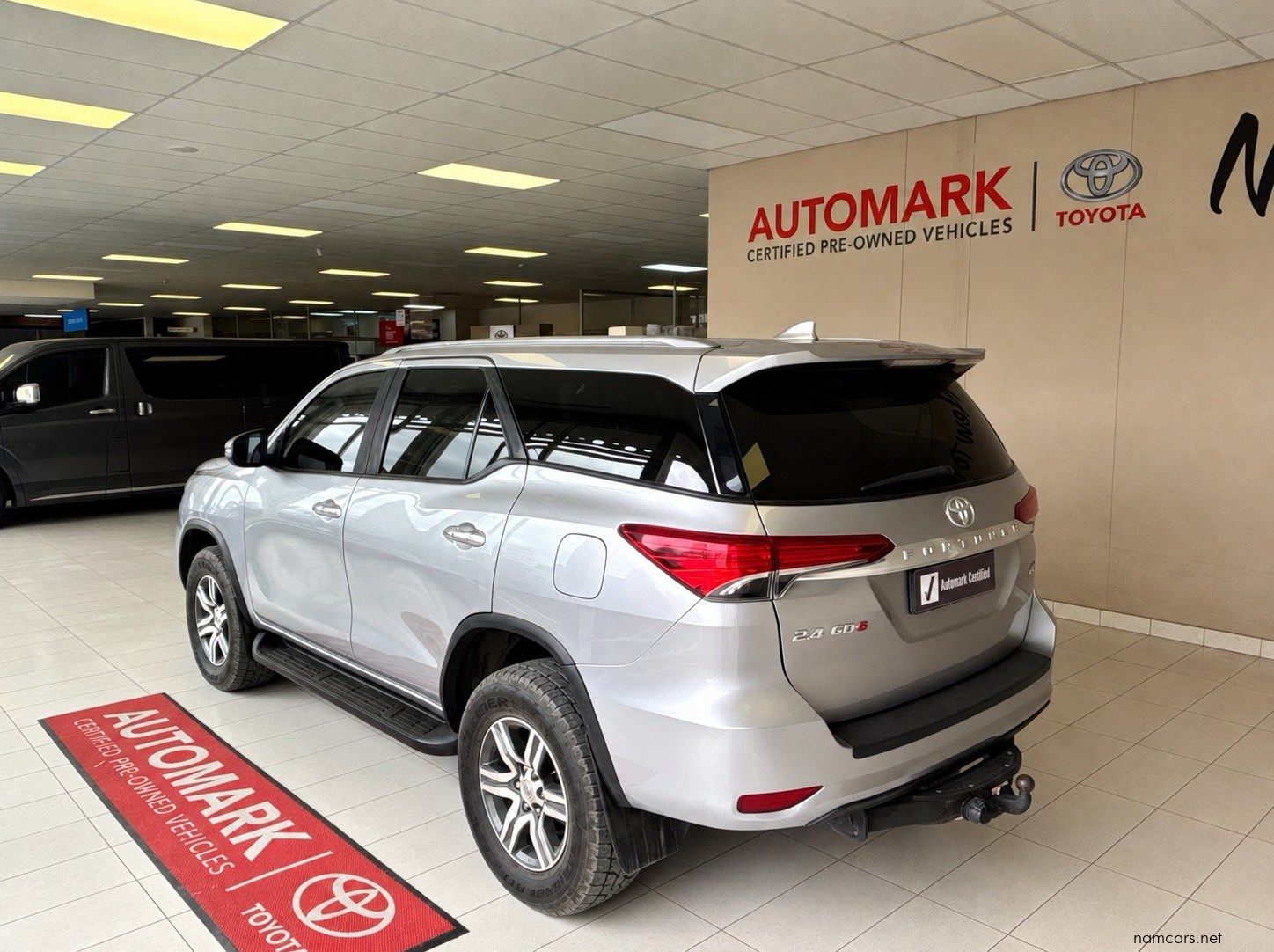 2019 Toyota FORTUNER 2.4 GD6 4X4 AT pictures