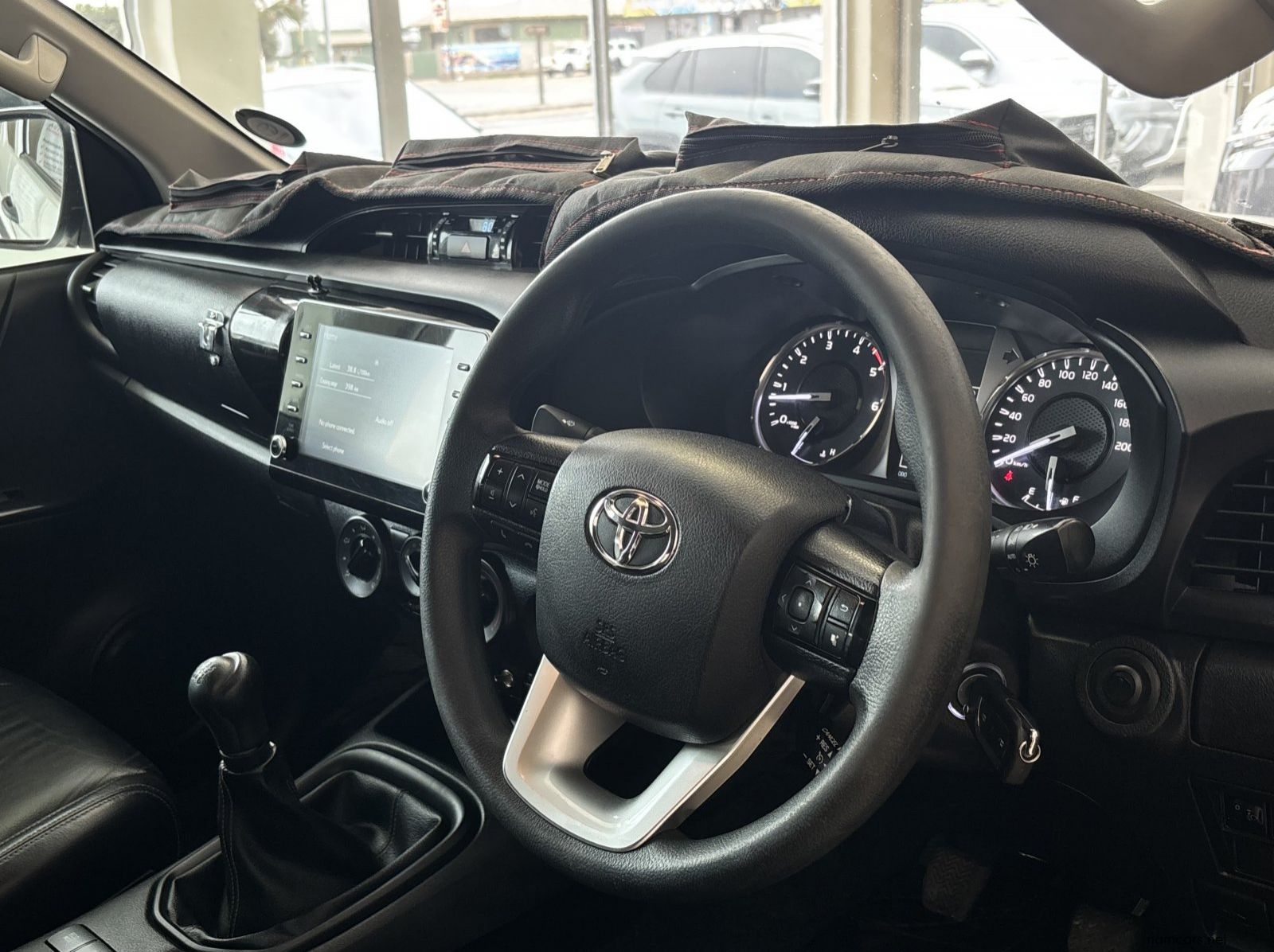 2020 Toyota HILUX RAIDER EXTRA CAB 2.4 GD6 RB2X4  MT pictures