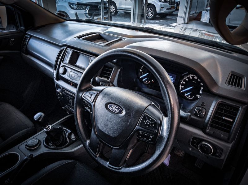 2019 Ford Everest 2.2 TDCi XLS 4x4 pictures