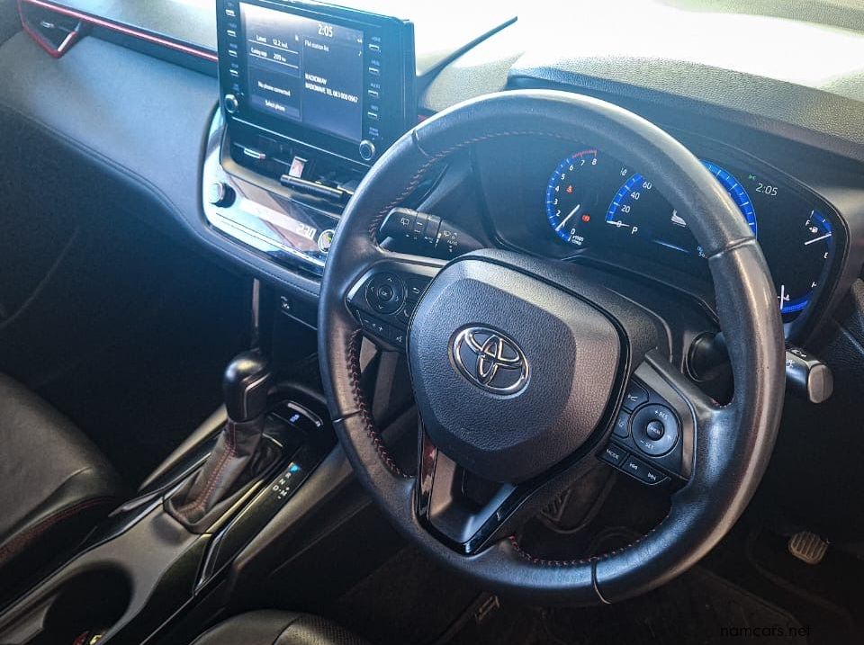 2022 Toyota Corolla Cross 1.8 GRS CVT pictures