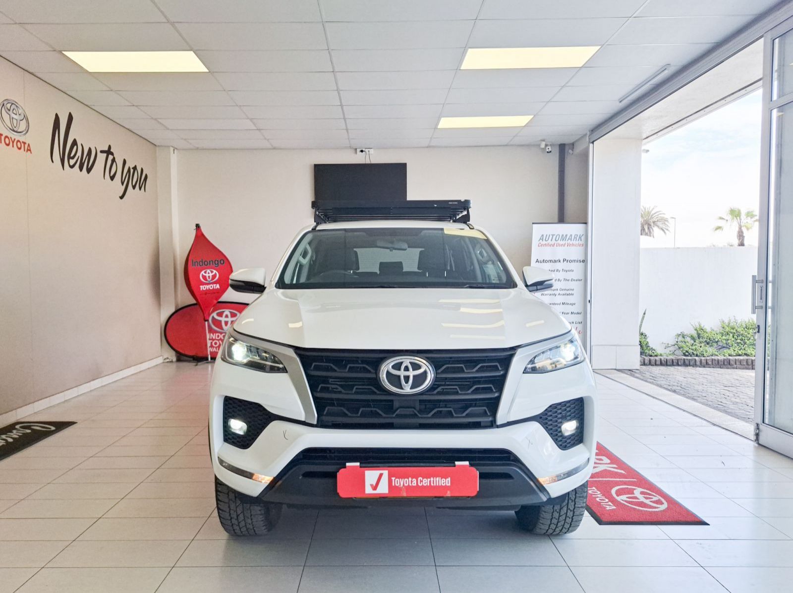 2022 Toyota Fortuner 2.4 GD-6 4x4 AT pictures