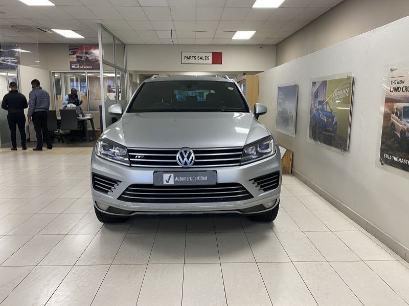 2017 Volkswagen Touareg 3.6 V6 pictures