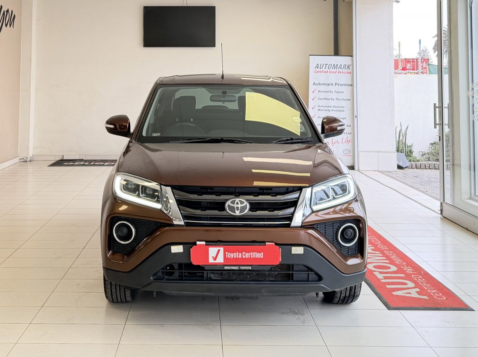 2022 Toyota Urban Cruiser 1.5Xi MT pictures