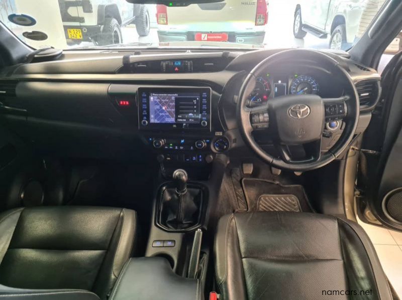 2021 Toyota HILUX 2.8 D/C MT LEGEND 4X4 pictures