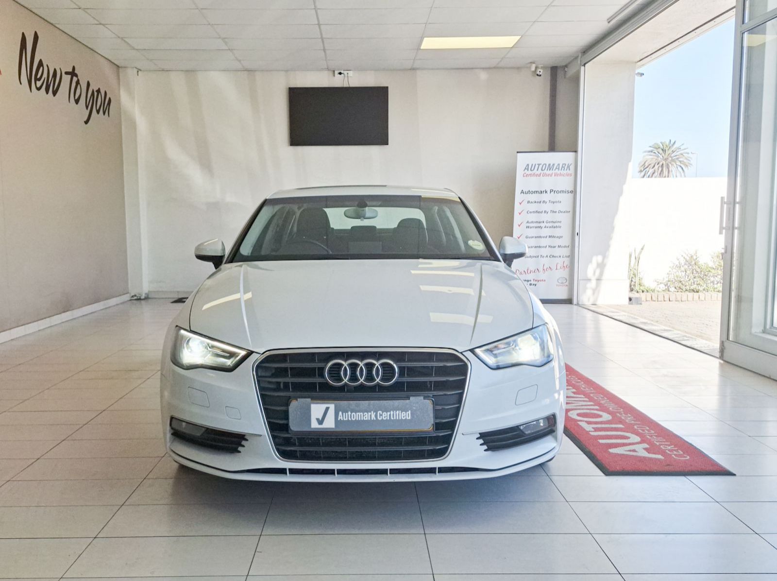 2015 Audi Audi A3 1.4 FSi MT pictures