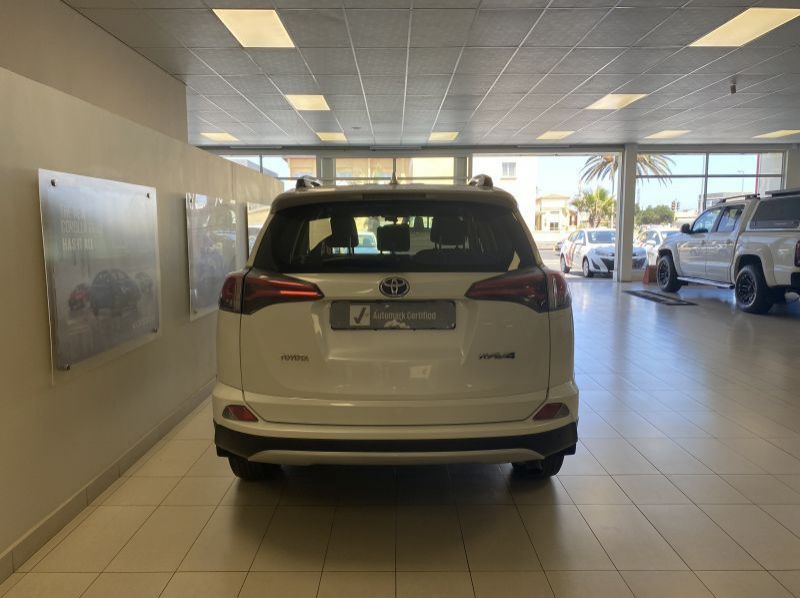 2018 Toyota Rav4 2.0 GX 2WD AT pictures