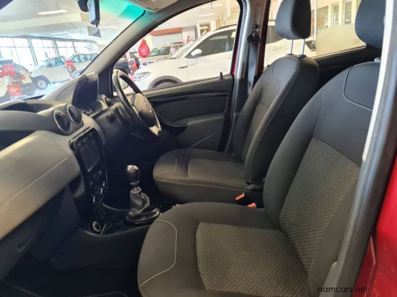 2015 Renault DUSTER 1.6 pictures