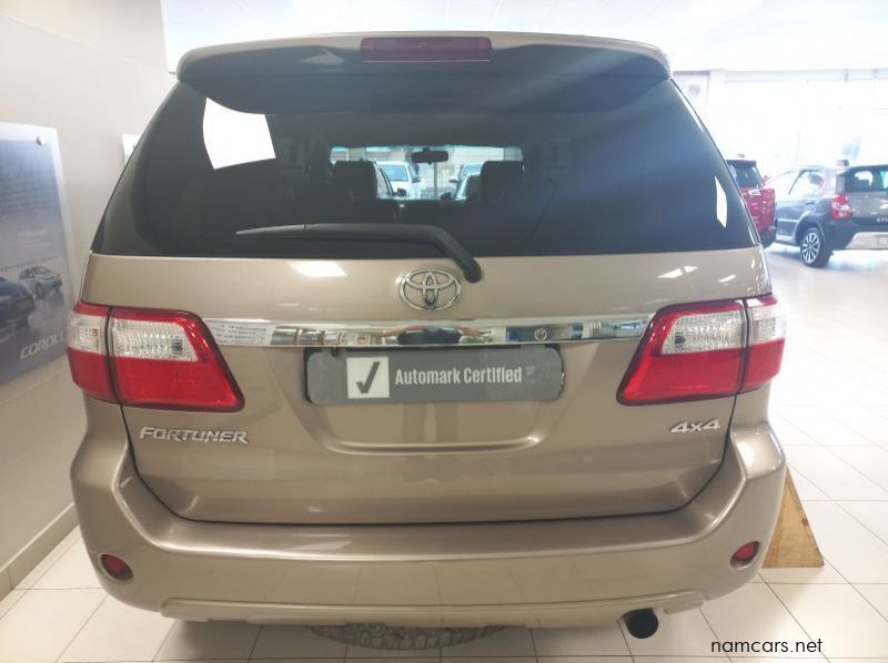 2010 Toyota FORTUNER 3.0 D4D 4X4 M pictures