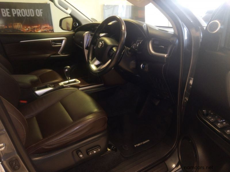 2016 Toyota FORTUNER 2.8 RB A/T pictures