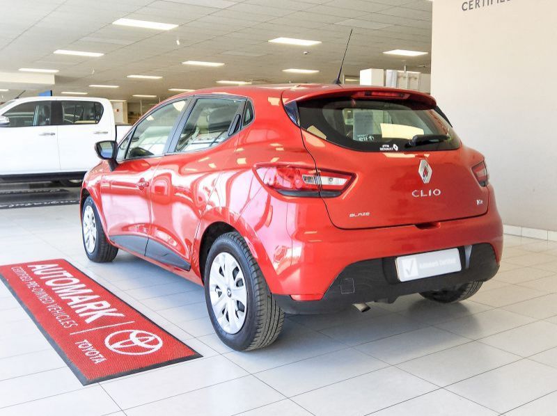 2016 Renault Clio IV Blaze pictures