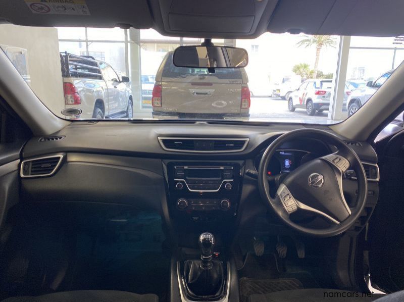 2015 Nissan X-Trail 1.6 DCI XET32 pictures